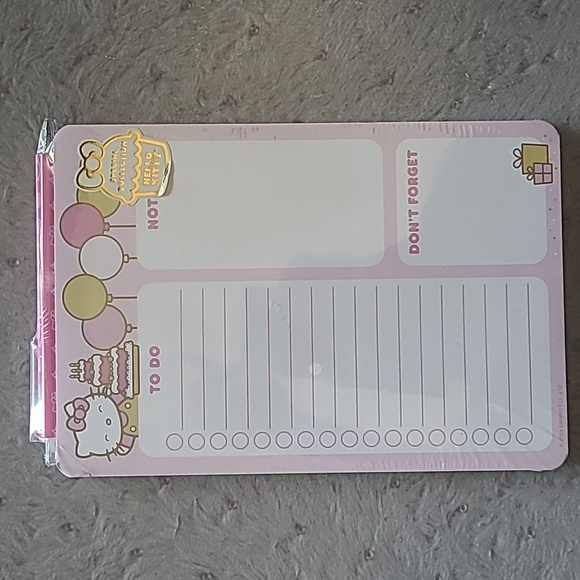 Hello Kitty Other - Hello Kitty Desk Pad & Gel Pen Set
